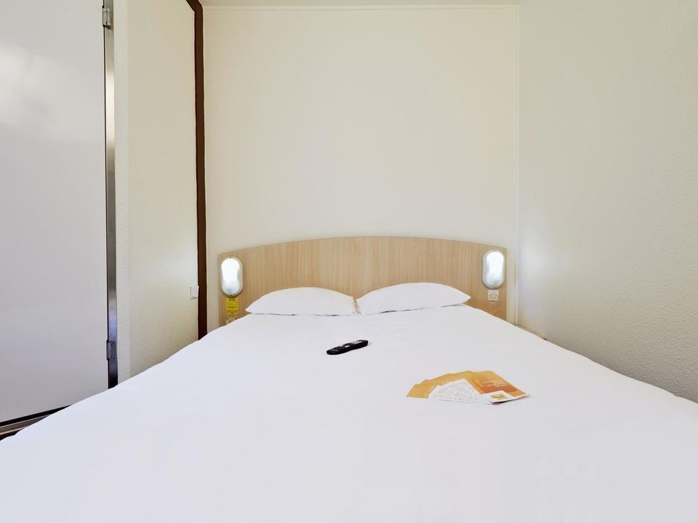 Hotel F1 Lyon Genay Massieux ภายนอก รูปภาพ