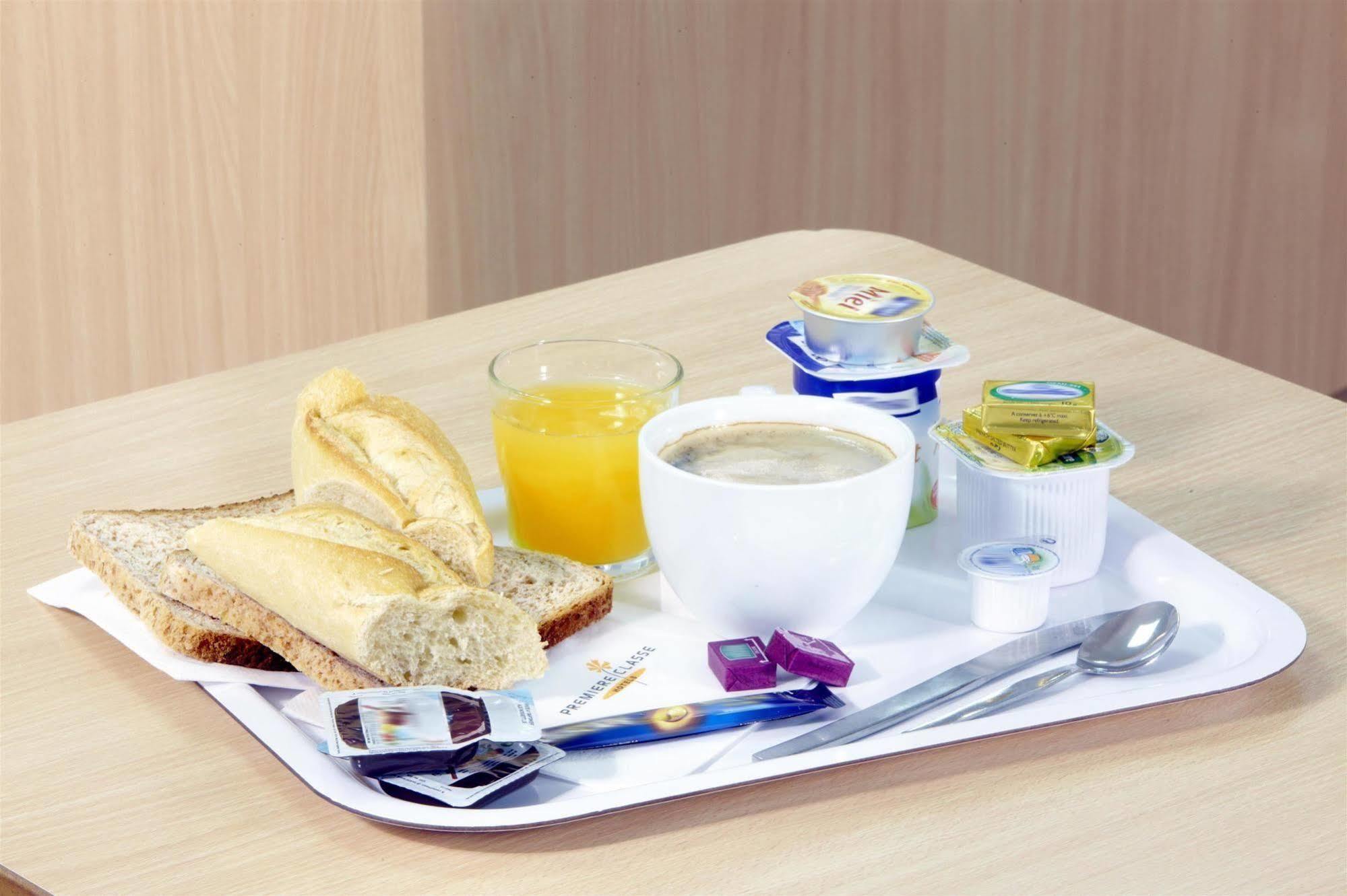 Hotel F1 Lyon Genay Massieux ภายนอก รูปภาพ