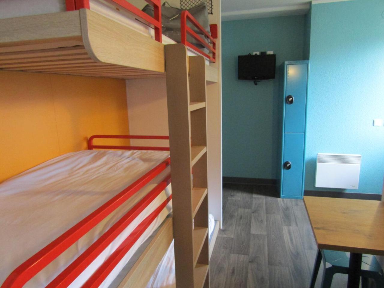 Hotel F1 Lyon Genay Massieux ภายนอก รูปภาพ